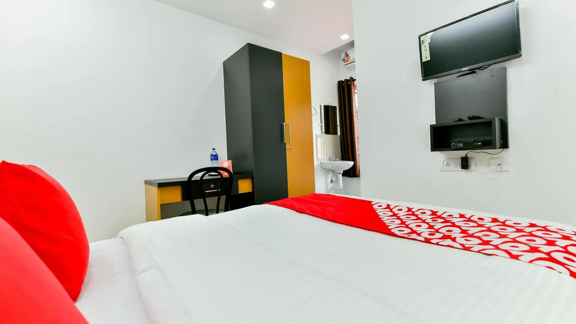 Flagship Green Line Residency Hotel Nedumbassery India